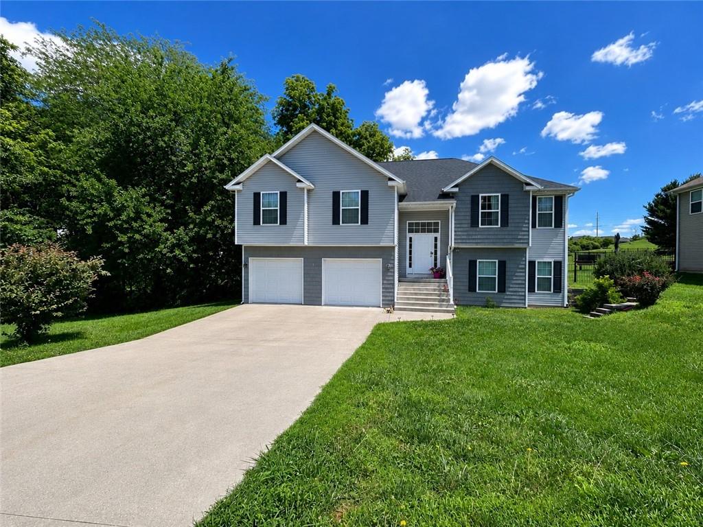 4707 Brookstone Drive Property Photo 4