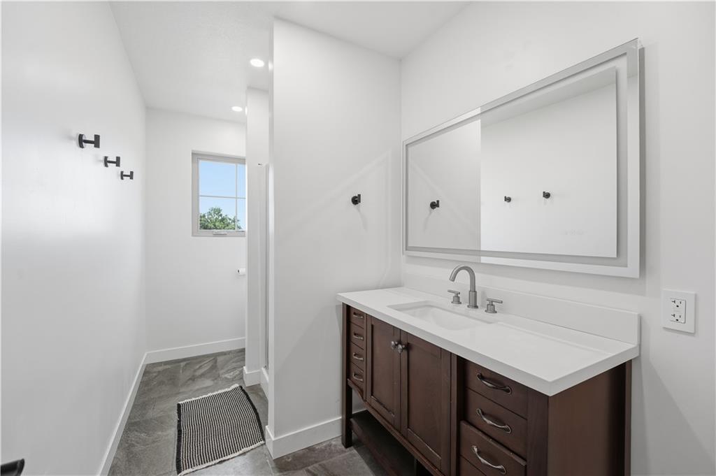 2480 Clark Road Property Photo 38