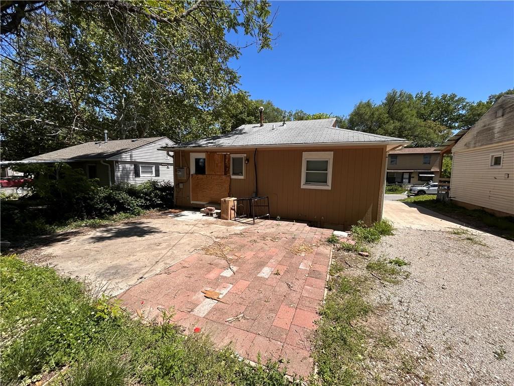 3716 Mersington Avenue Property Photo 3