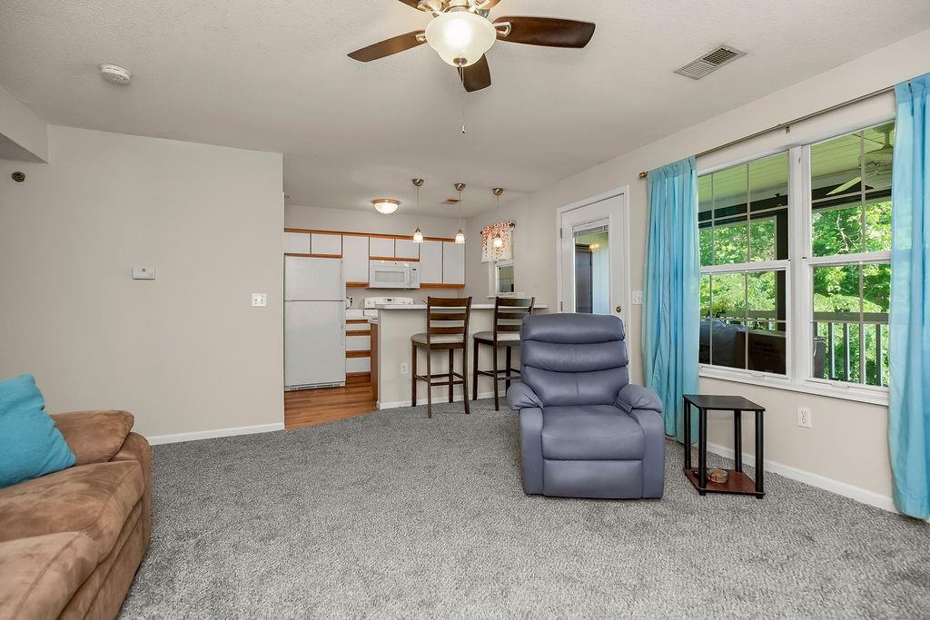 2305 Ne 68th Street Property Photo 5