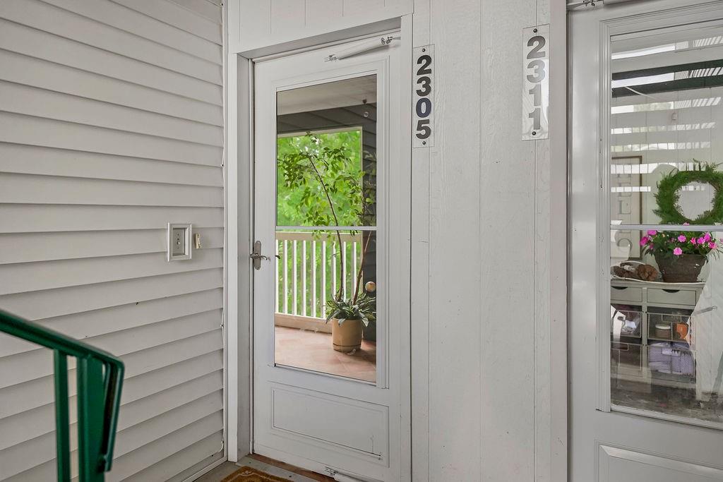 2305 Ne 68th Street Property Photo 17
