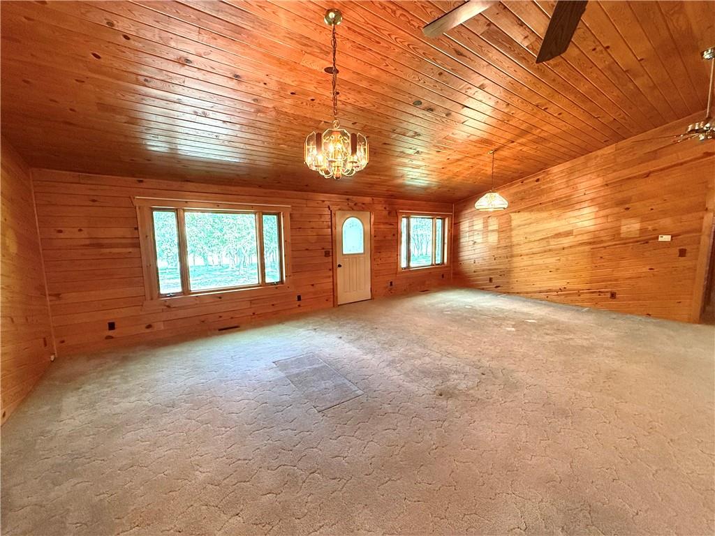 21004 Danube Road Property Photo 5
