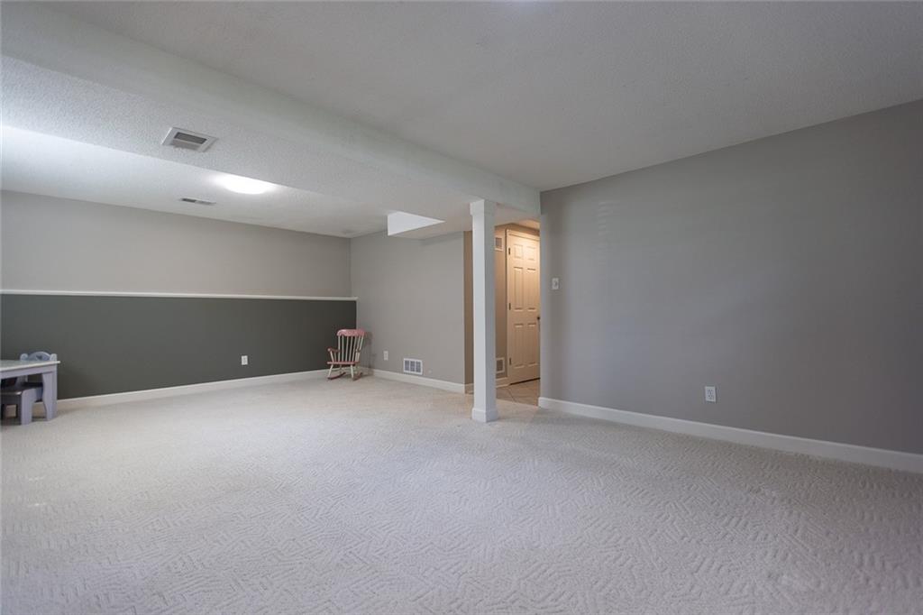 7513 W High Drive Property Photo 23