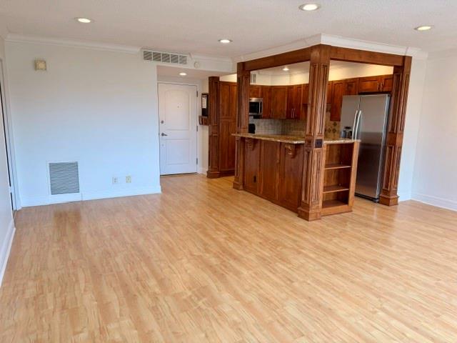 4545 Wornall Road Property Photo 5