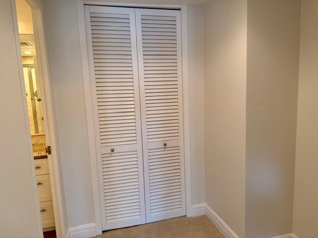 4545 Wornall Road Property Photo 15