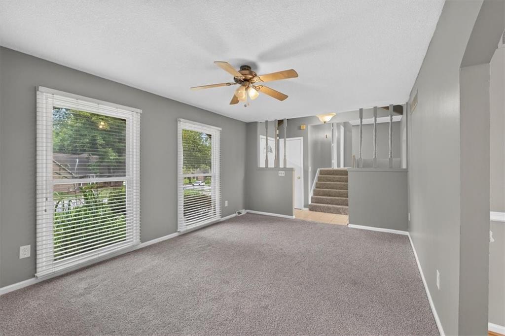8107 Noland Road Property Photo 14