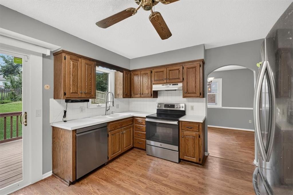 8107 Noland Road Property Photo 19