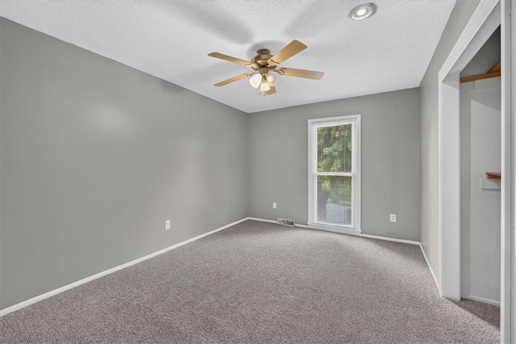 8107 Noland Road Property Photo 21