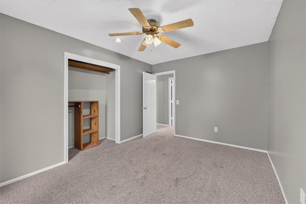 8107 Noland Road Property Photo 22