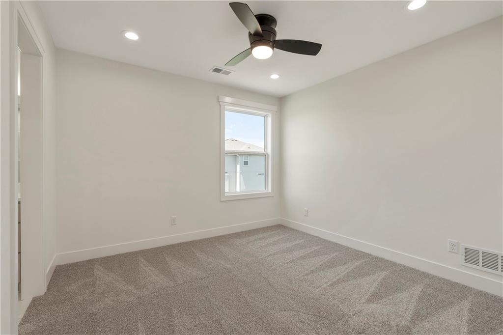 2008 Ne Bluestone Drive Property Photo 30