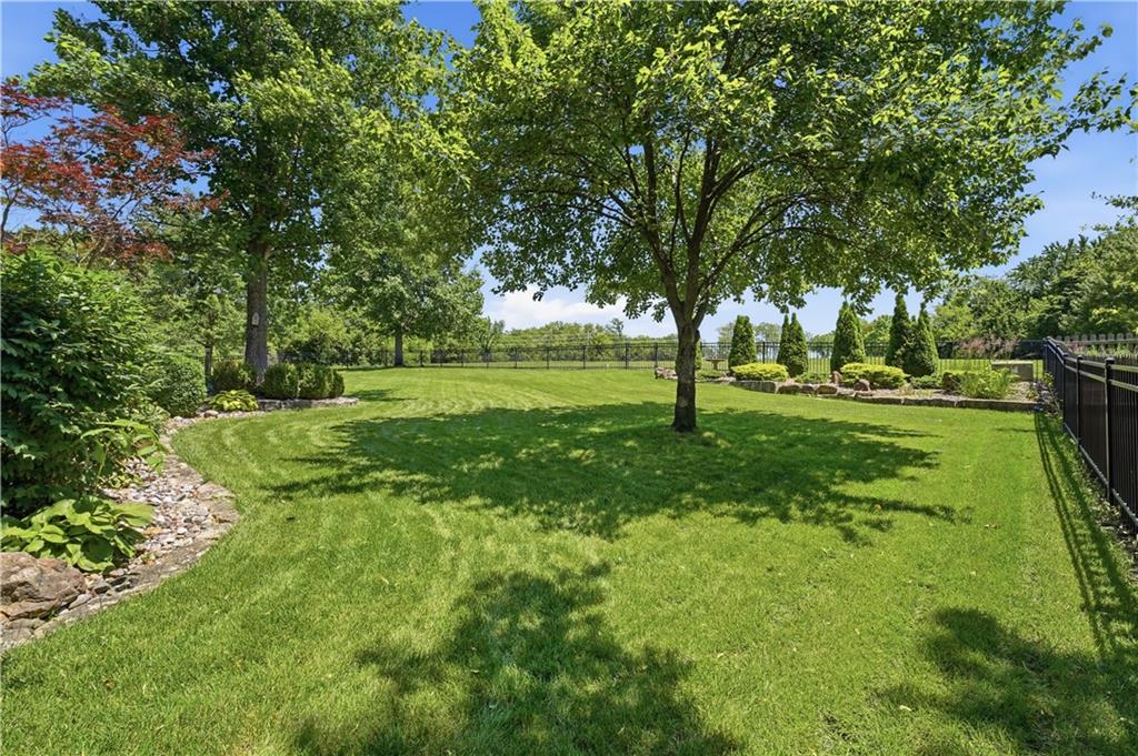 579 N Winnebago Drive Property Photo 4