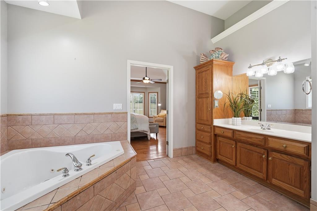 579 N Winnebago Drive Property Photo 34