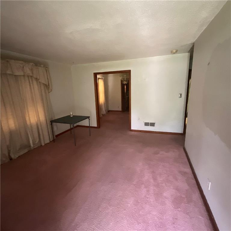 4100 E Linwood Boulevard Property Photo 3
