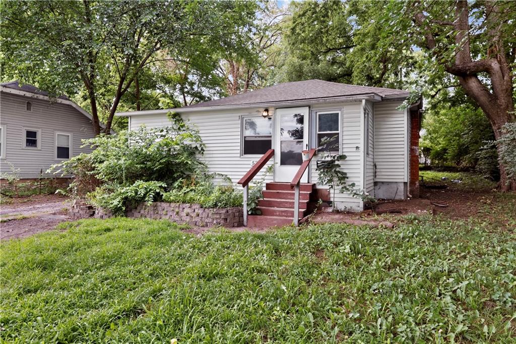 530 S Willow Avenue Property Photo 2