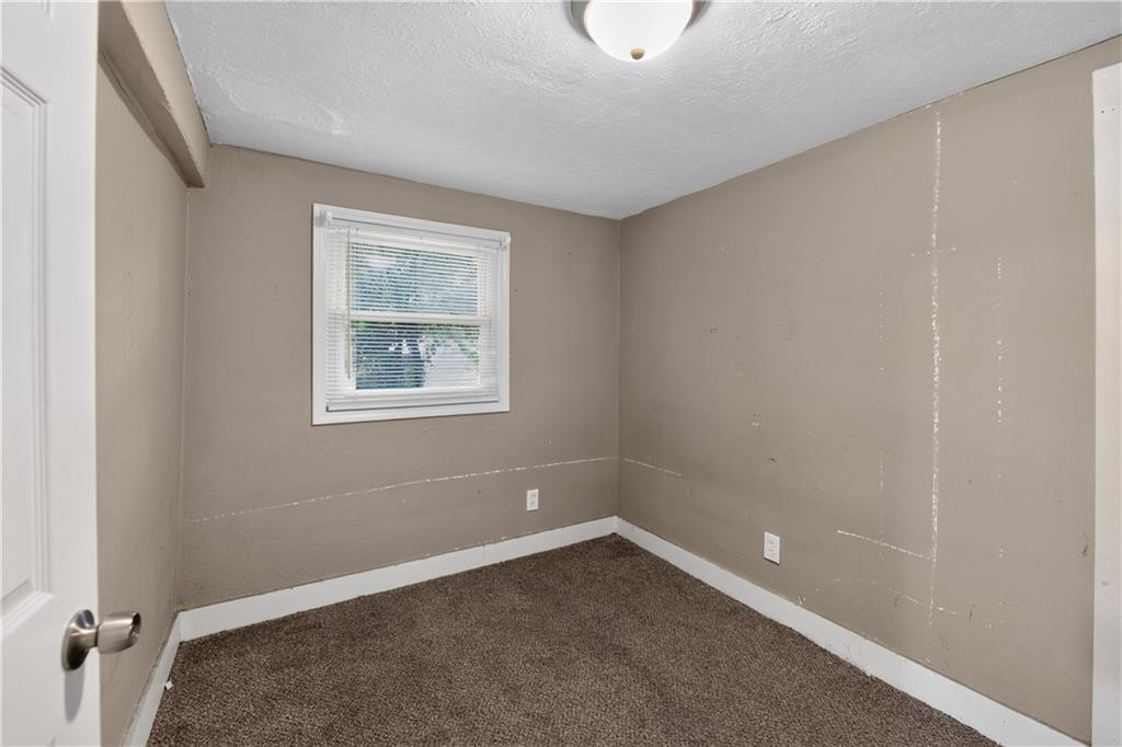 530 S Willow Avenue Property Photo 9