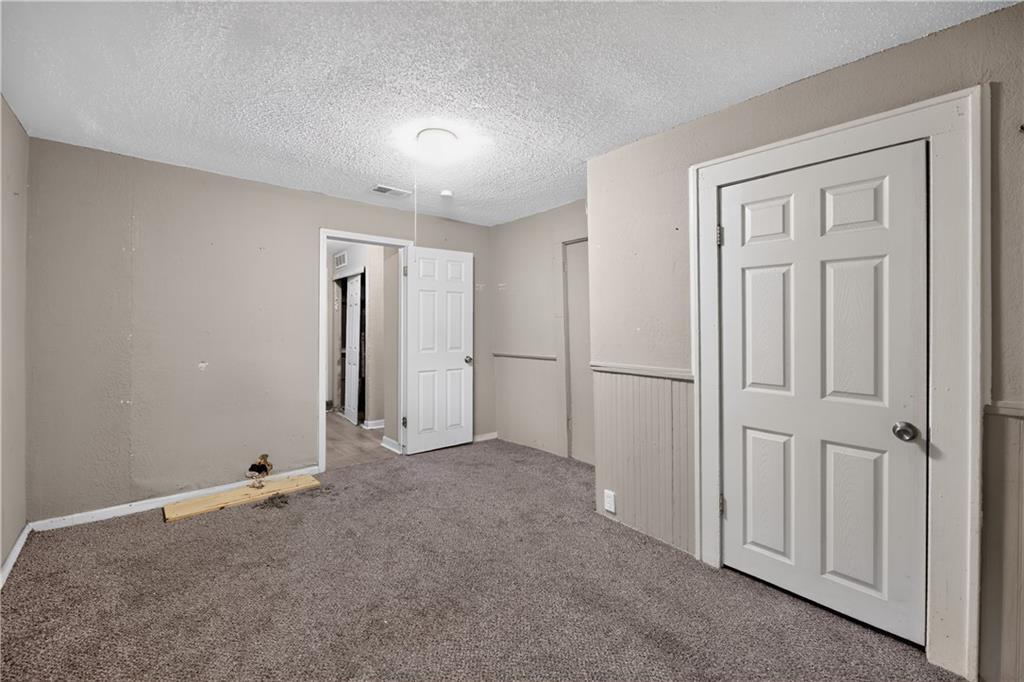 530 S Willow Avenue Property Photo 12