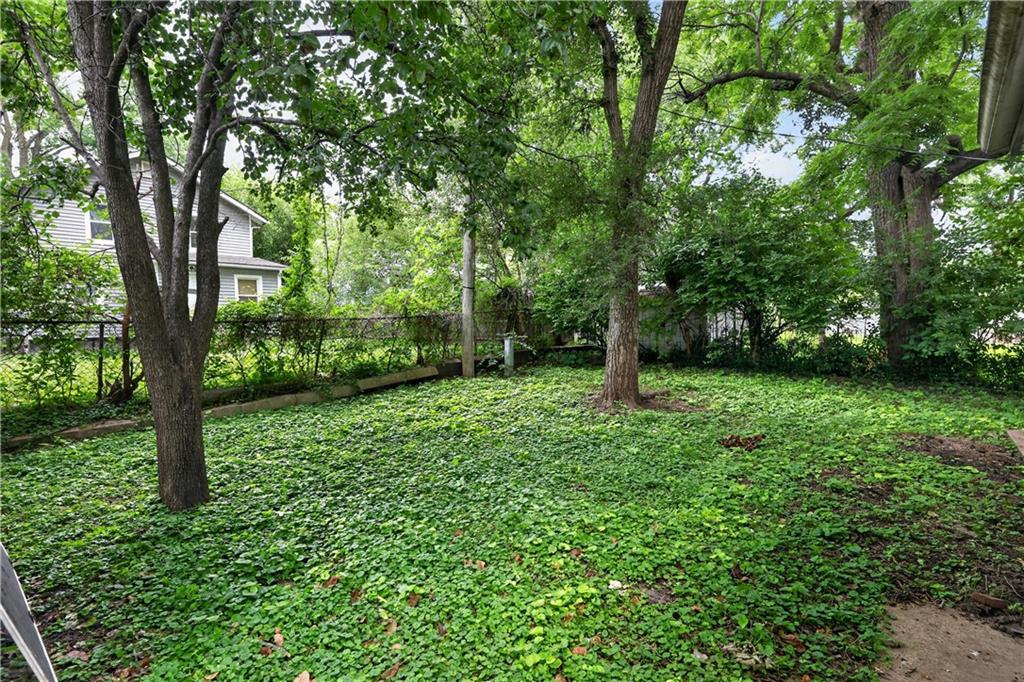 530 S Willow Avenue Property Photo 20