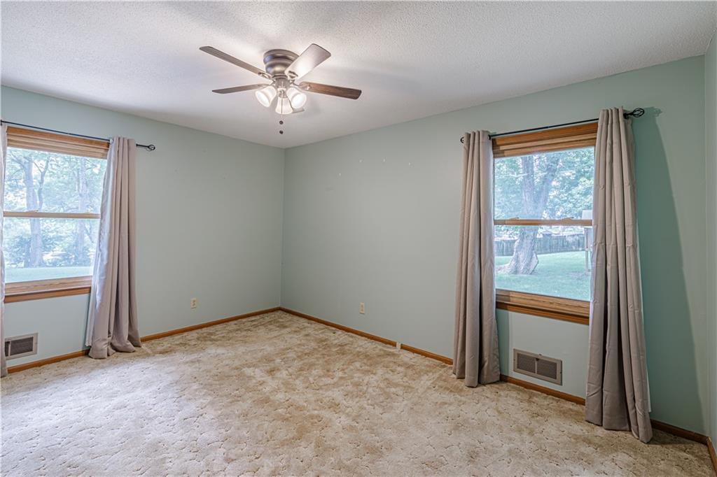 700 S Alexander Road Property Photo 37