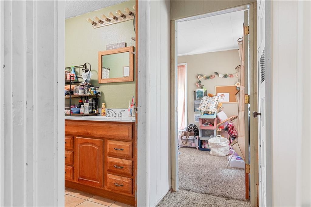 170 N Stringer Street Property Photo 17