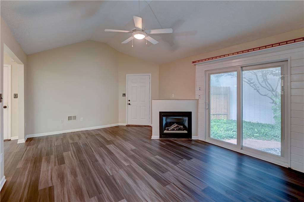 1429 Birdseye Court Property Photo 8