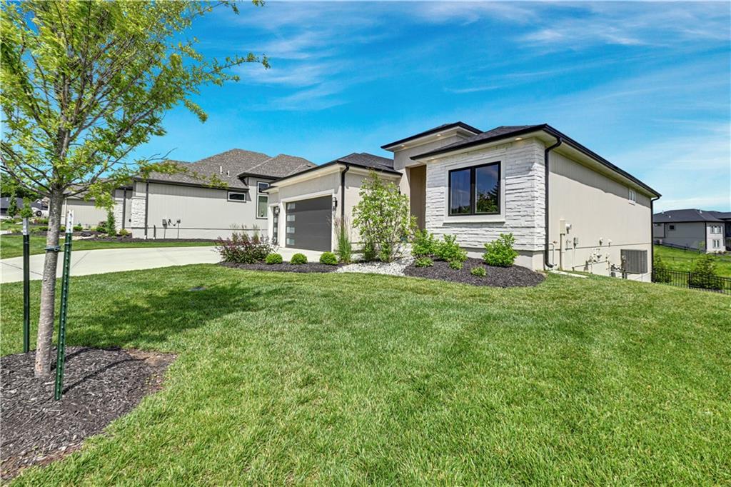 24991 W 98th Place Property Photo 4