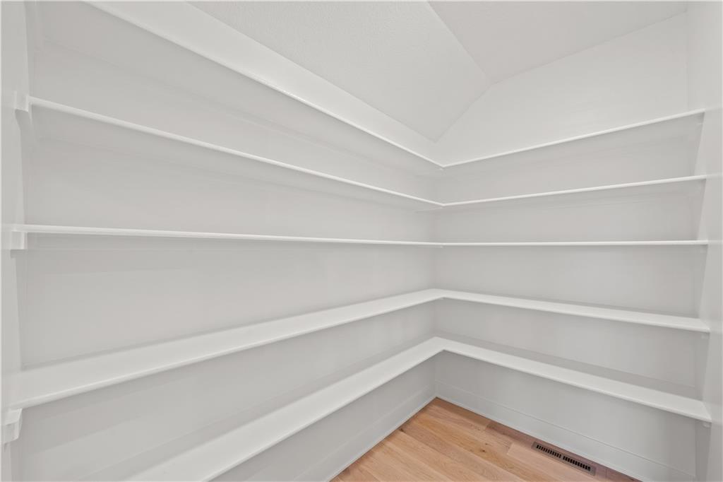 25995 W 140th Street Property Photo 12