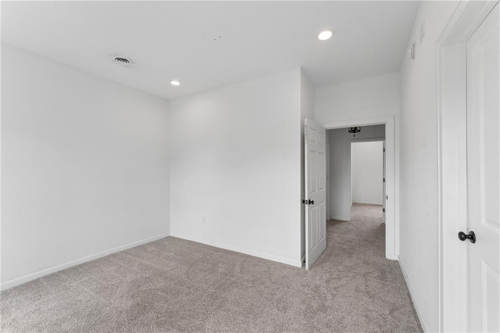 24 S 11th Street Property Photo 33