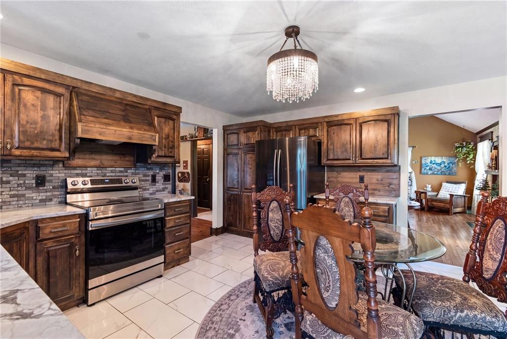 8686 Se 69 Highway Property Photo 17