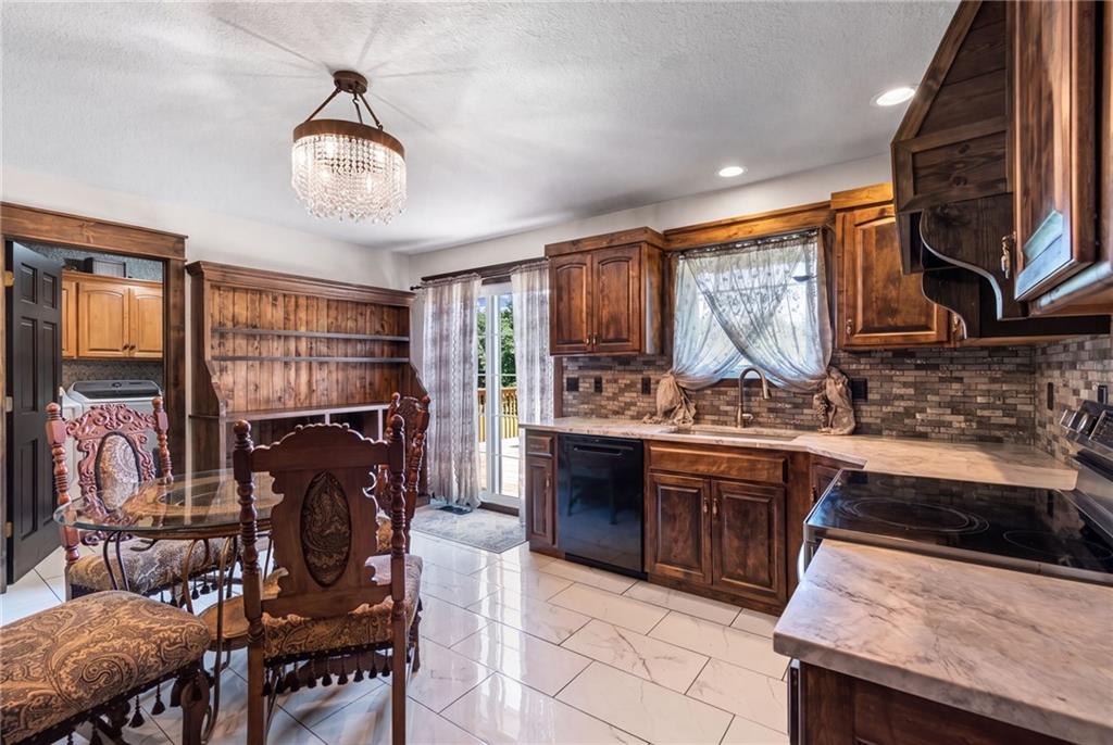 8686 Se 69 Highway Property Photo 18