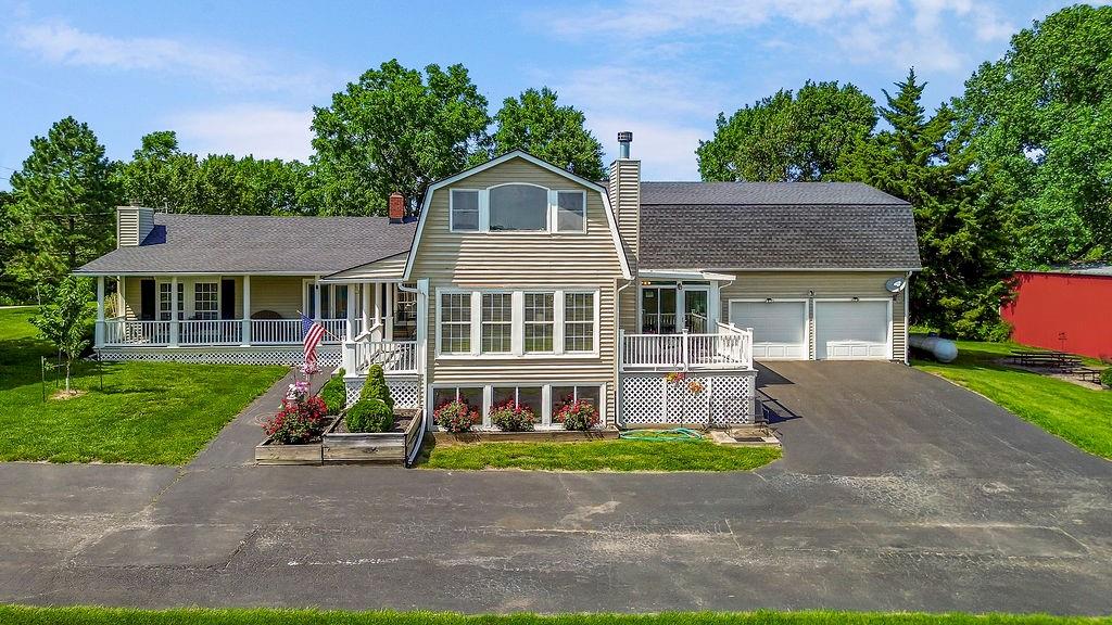 5973 Ogg Road Property Photo 3