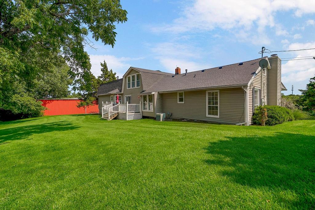 5973 Ogg Road Property Photo 8