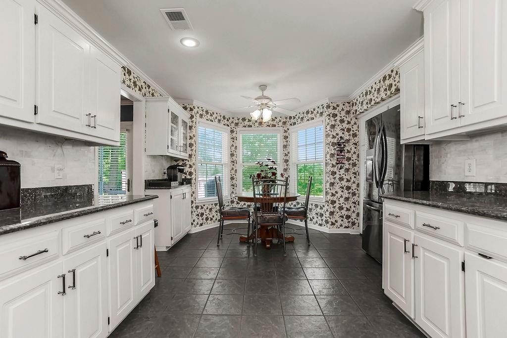 5973 Ogg Road Property Photo 18