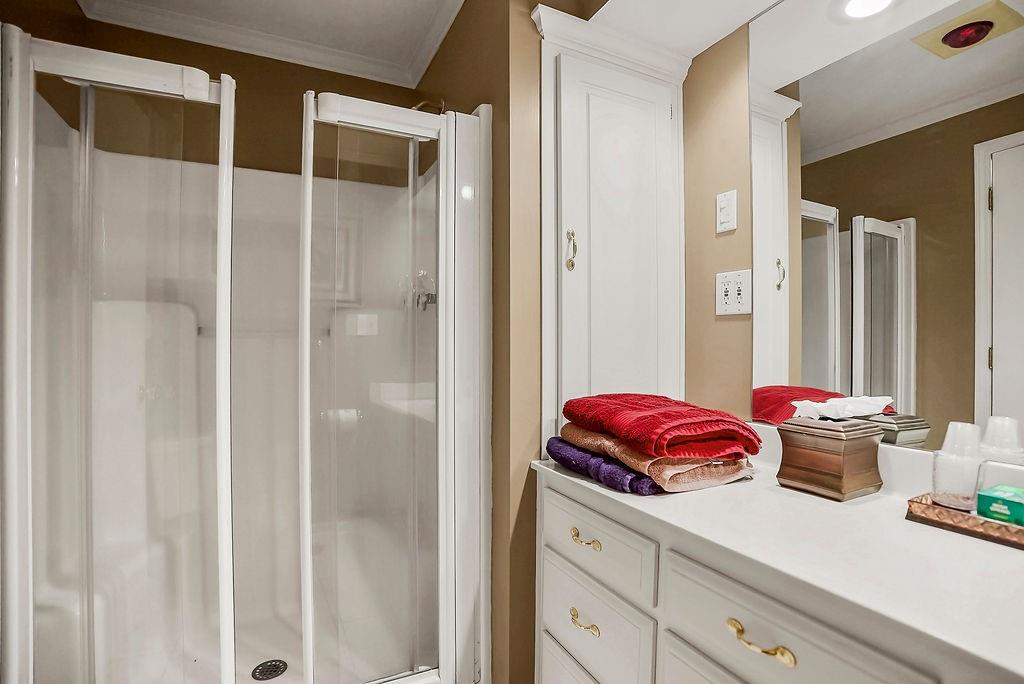 5973 Ogg Road Property Photo 35