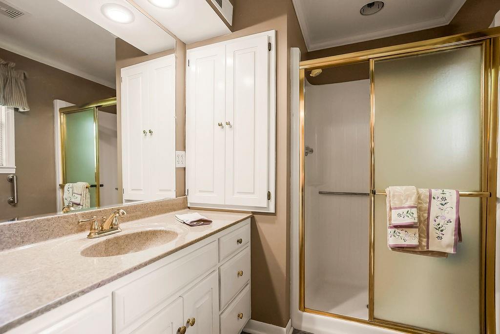 5973 Ogg Road Property Photo 44
