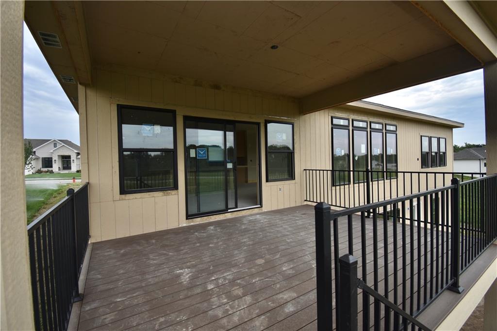 7633 N Booth Avenue Property Photo 14
