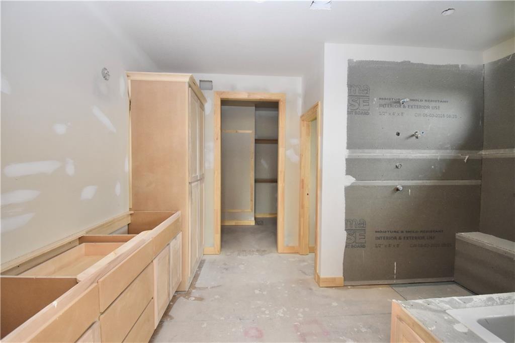 7633 N Booth Avenue Property Photo 20