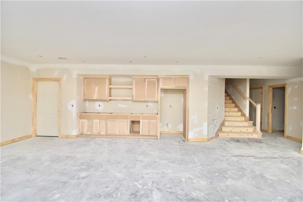 7633 N Booth Avenue Property Photo 27