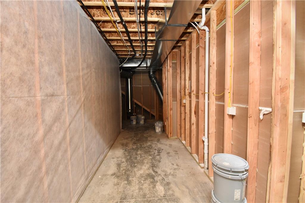 7633 N Booth Avenue Property Photo 29