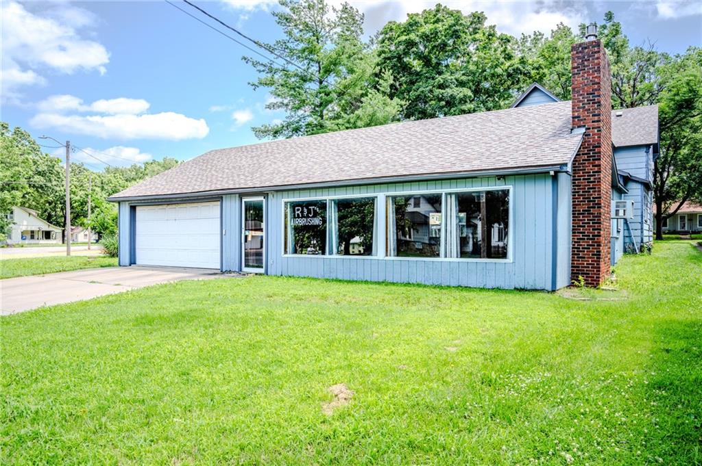 709 S Lincoln Avenue Property Photo 2