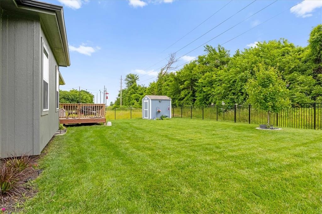 1203 Sw Burns Circle Property Photo 27