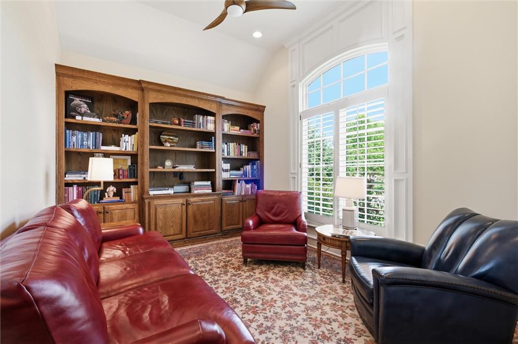 8430 N Donnelly Court Property Photo 8