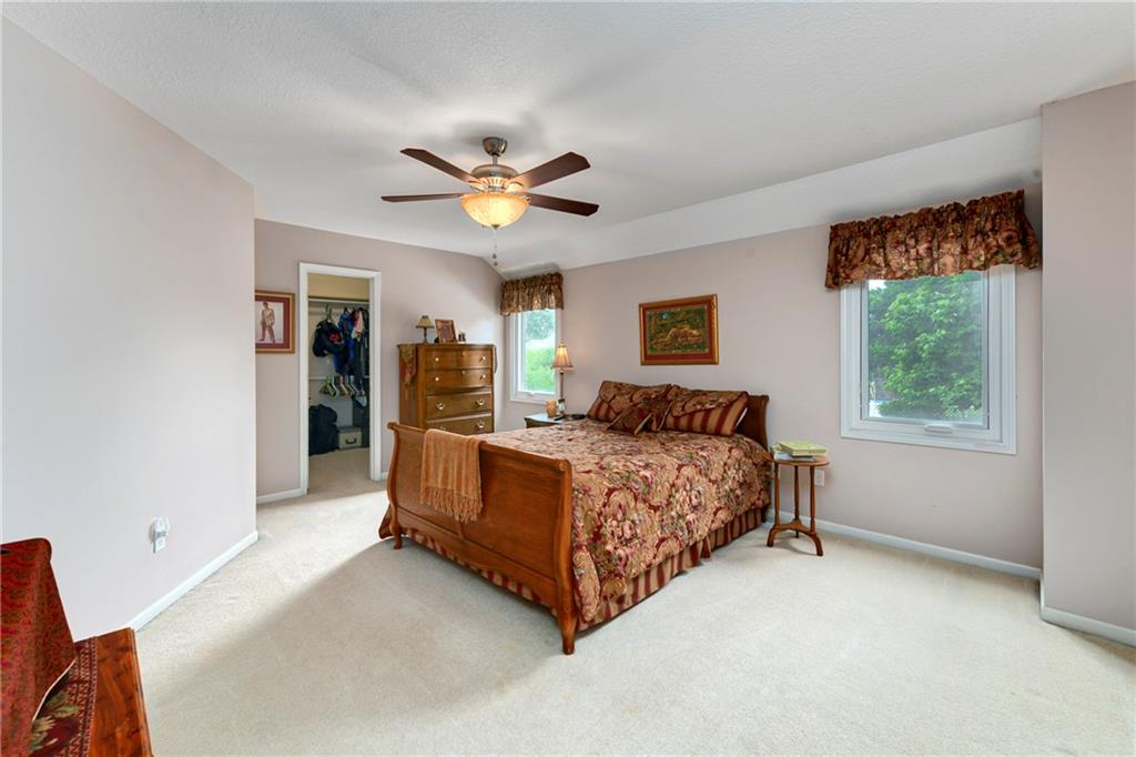 3912 Manhattan Avenue Property Photo 23