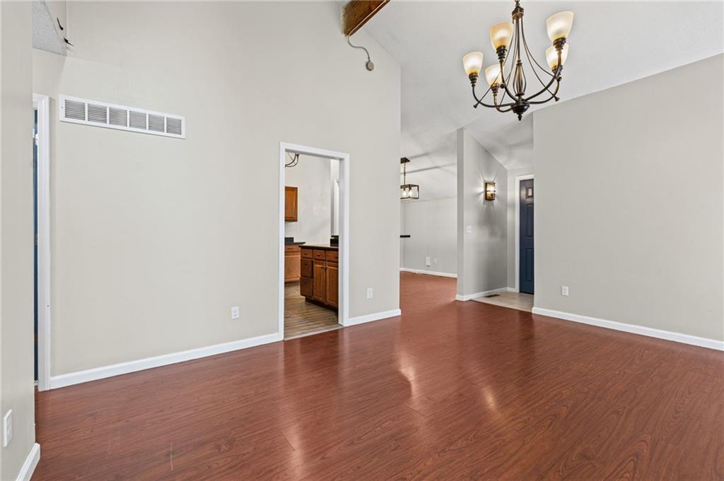 11230 College Avenue Property Photo 8