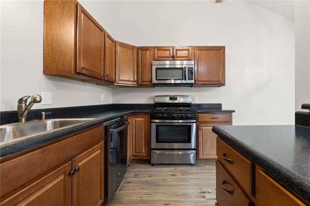 11230 College Avenue Property Photo 13