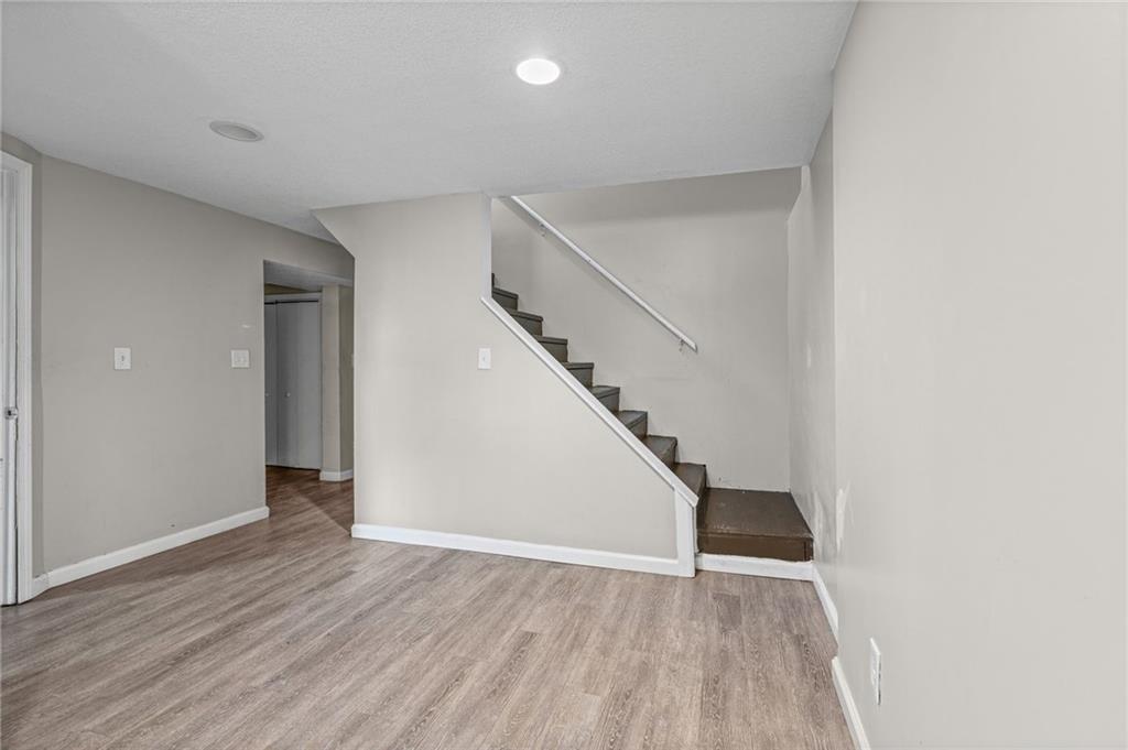 11230 College Avenue Property Photo 23