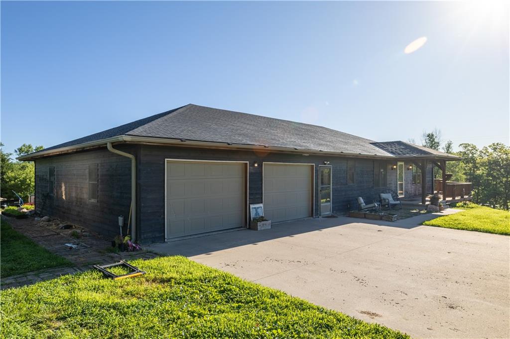 20449 N Us 169 Highway Property Photo 3