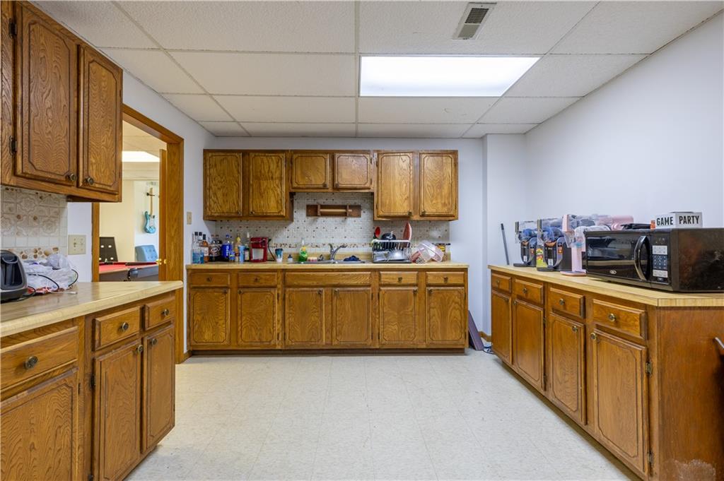20449 N Us 169 Highway Property Photo 39
