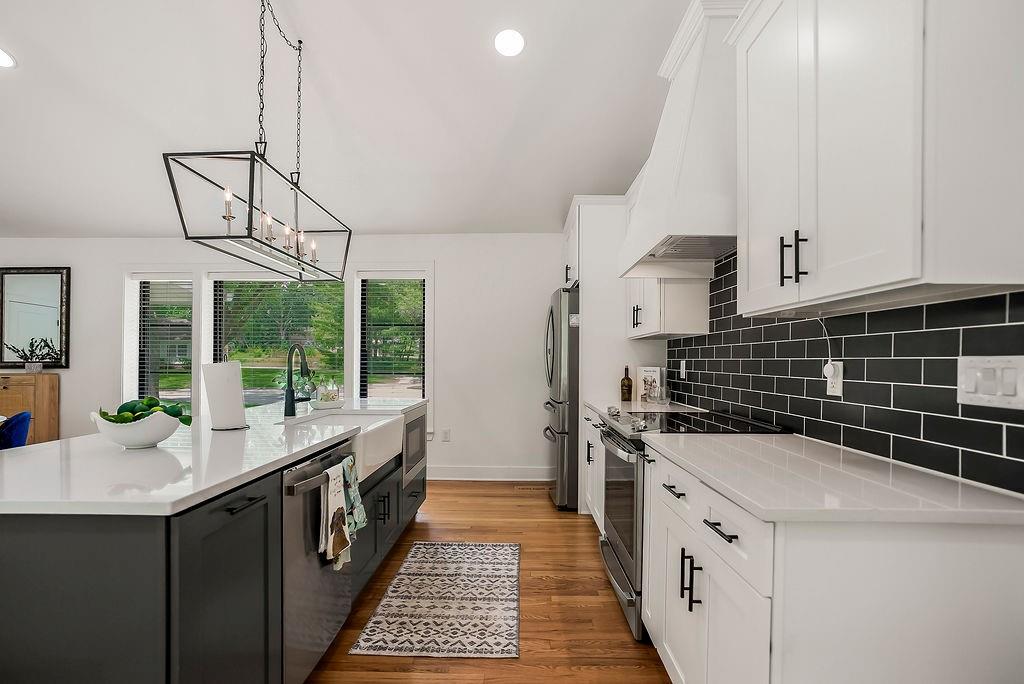 9101 Wenonga Road Property Photo 17