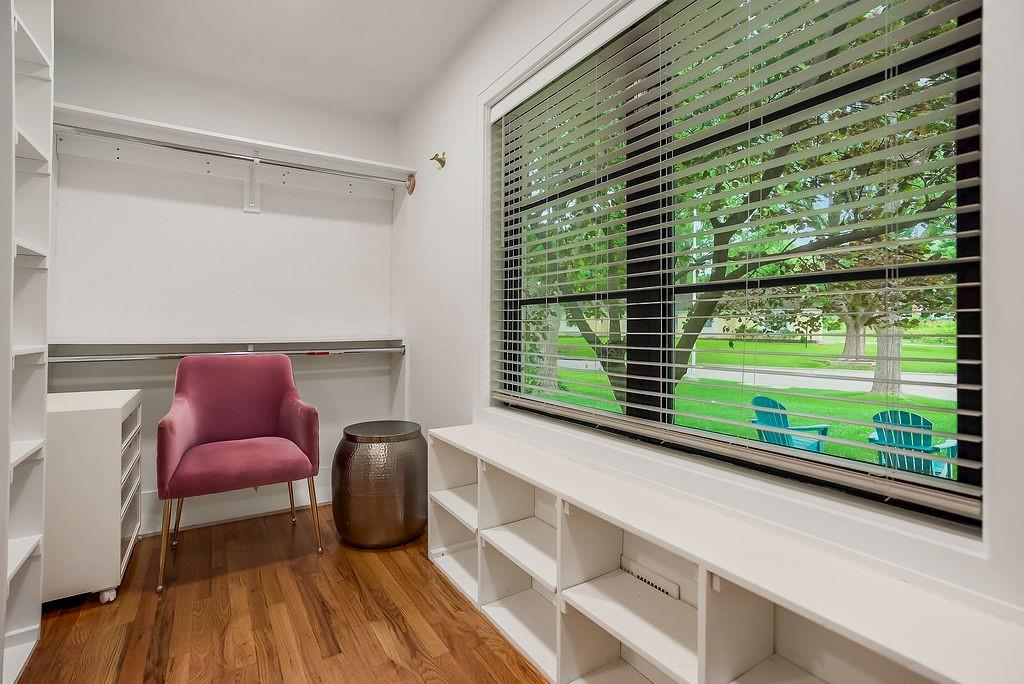 9101 Wenonga Road Property Photo 25