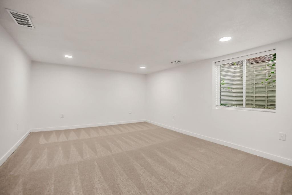 9101 Wenonga Road Property Photo 34